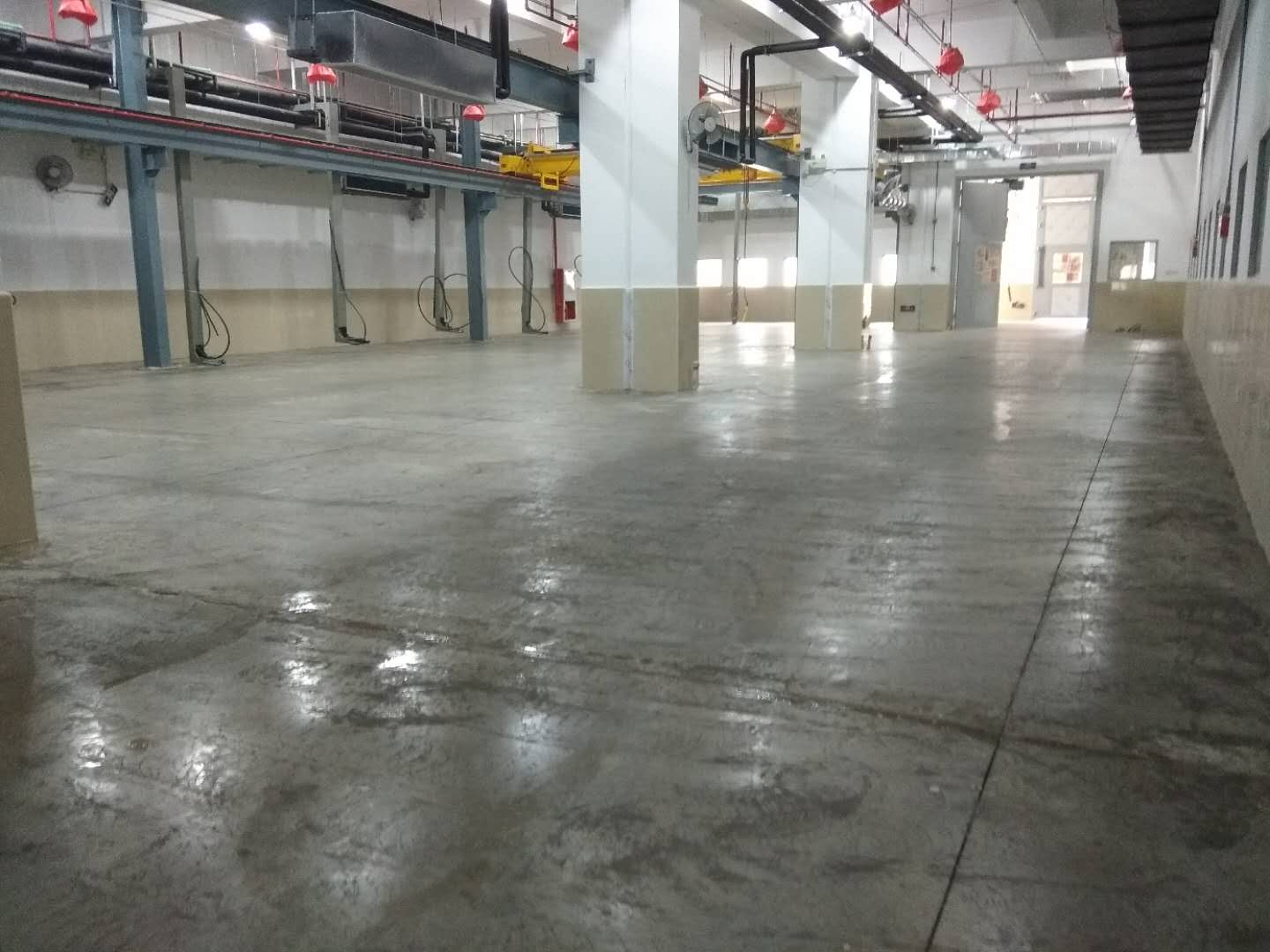 為什么我不爽快地告訴你環氧地坪漆施工價格是多少錢一平方？