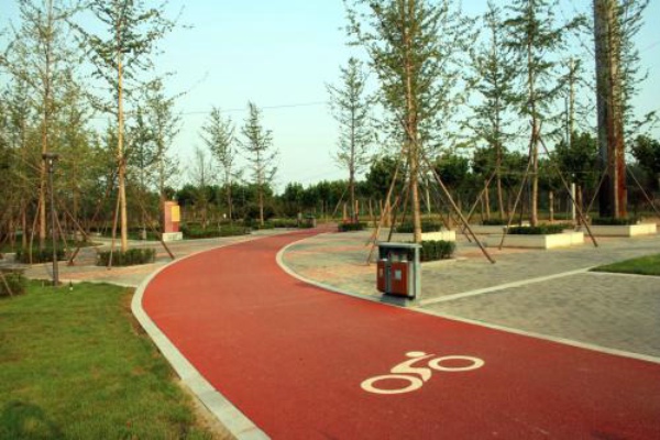 環氧彩砂顆粒的施工要考慮到哪些方面？